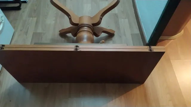 Mesa de madera maciza extensible