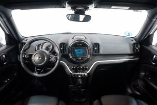 MINI Countryman COUNTRYMAN COOPER HIBRIDO ENCHUFABLE SE ALL4 AUT. 162/220PS, 1499CM3