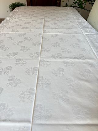 Tovaglia in cotone damascato vintage