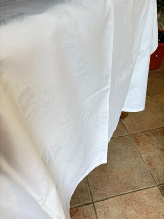 Tovaglia in cotone damascato vintage
