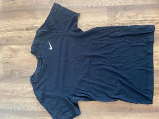 Camiseta Nike Negra