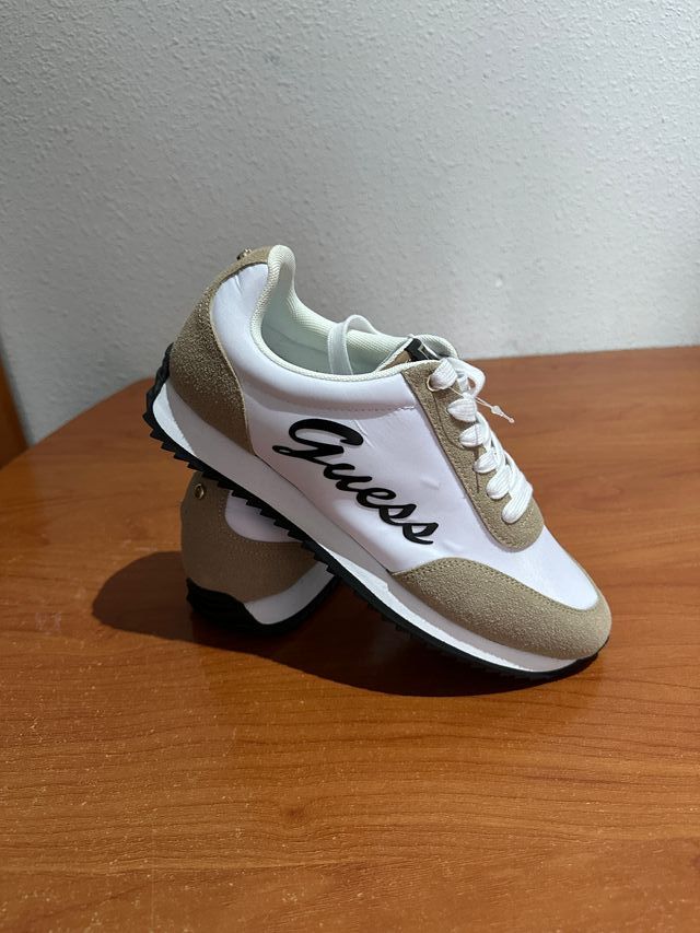 Zapatillas Guess Mujer Talla 39.5