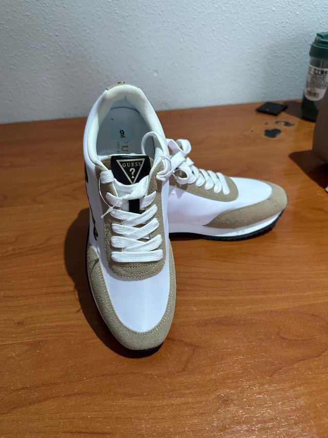 Zapatillas Guess Mujer Talla 39.5