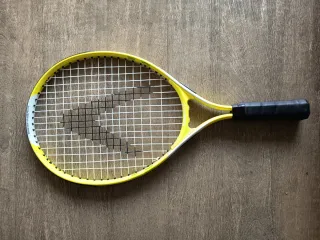 Raqueta de tenis infantil amarilla