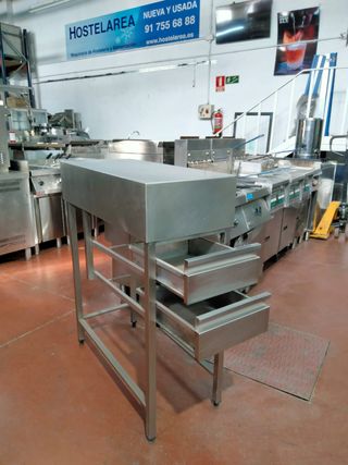 Mueble acero inoxidable con cajones