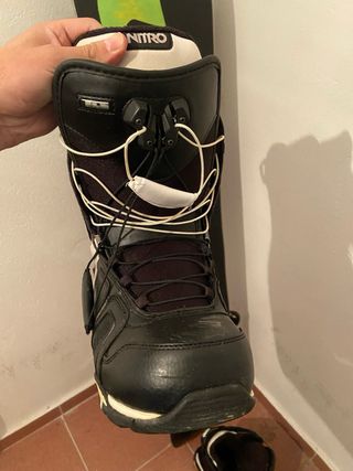 Tabla, fijaciones y botas de snow