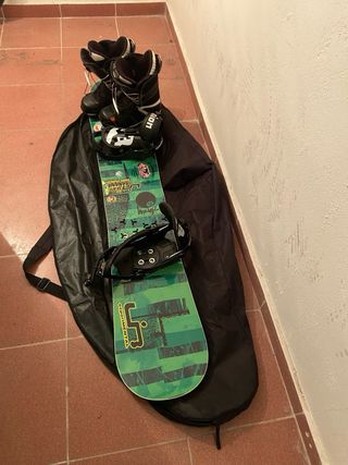 Tabla, fijaciones y botas de snow