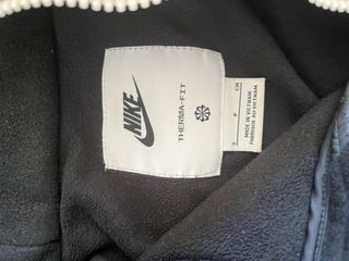 Chaqueta Nike Negra con Capucha