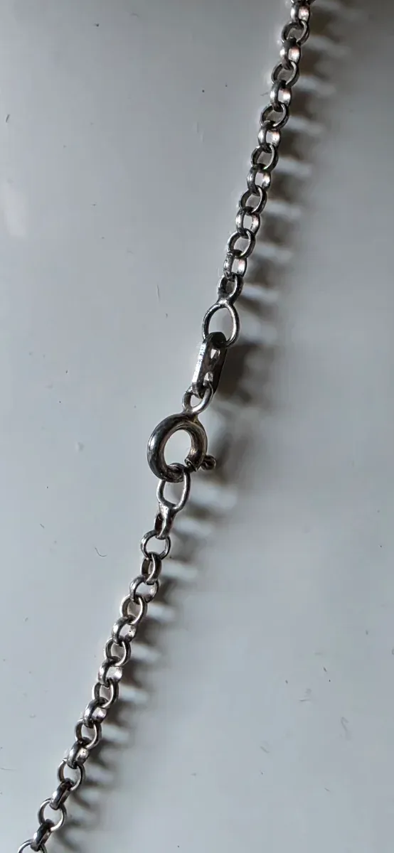 Gargantilla vintage plata con colgante bueno 