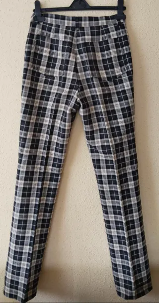 Pantalones de cuadros con medidas.