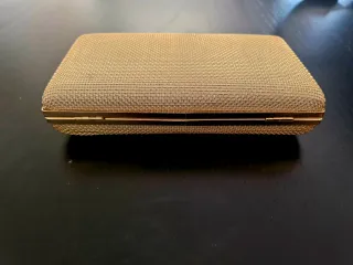 Cartera de fiesta dorado Parfois con cadena. Nueva