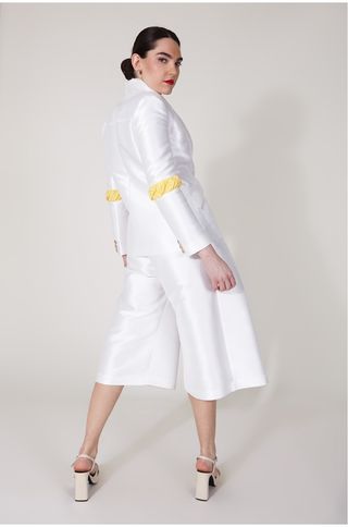 Traje blanco 2 piezas