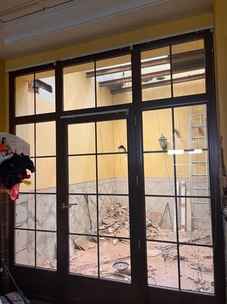 Ventanal/Cancela Aluminio Urge Venta