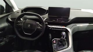Peugeot 5008 PureTech 130 S&S Allure 96 kW (130 CV)