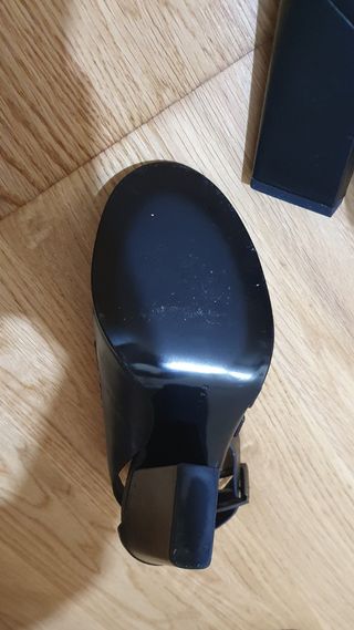 Sandalias tacón tiras Zara negro talla 36