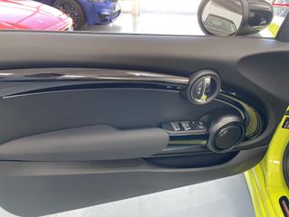 MINI Cabrio 2023