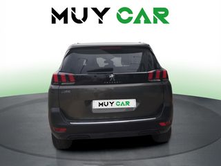 Peugeot 5008 PureTech 130 S&S Allure EAT8 96 kW (130 CV)