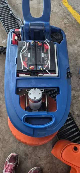 Fregadora Industrial Grizzly Hemera XL