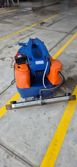 Fregadora Industrial Grizzly Hemera XL