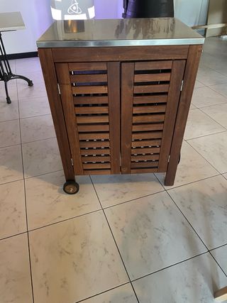 Carro de madera y acero inoxidable con ruedas