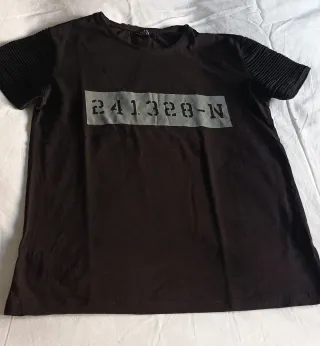 Camiseta negra 
