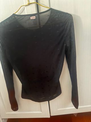 Camiseta negra transparente manga larga