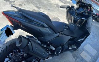 Yamaha TMAX 560 Tech Max 