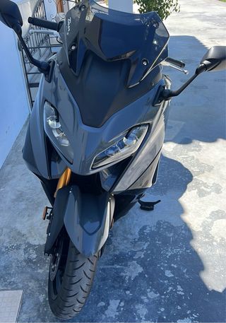 Yamaha TMAX 560 Tech Max 