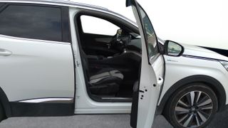 Peugeot 3008 Hybrid 300 GT e-EAT8 221 kW (300 CV)