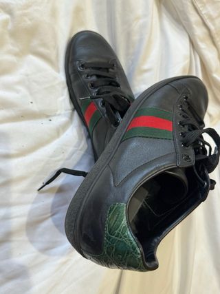 Zapatillas Gucci Negras con Raya Verde y Roja
