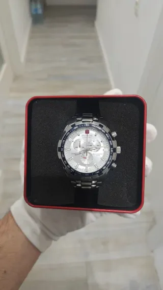Reloj Swiss Military Hanowa más tissot 