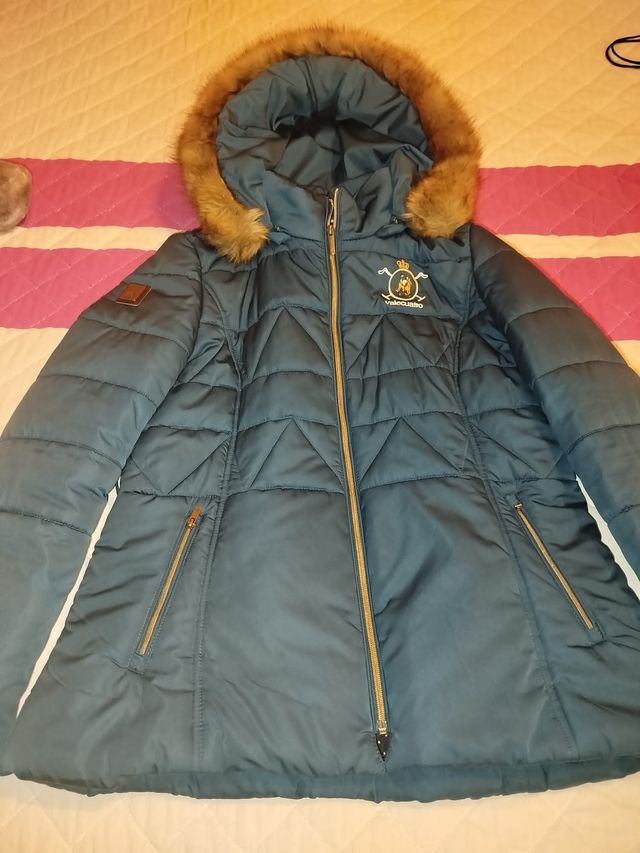 Abrigo / Cazadora Valecuatro capucha