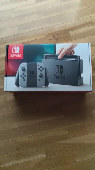 Nintendo Switch + extras
