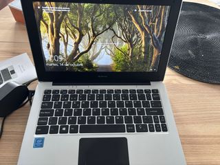 Portátil Denver Chromebook Plata y Negro