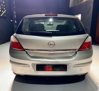 OPEL Astra 1.7 CDTi Cosmo 100 CV