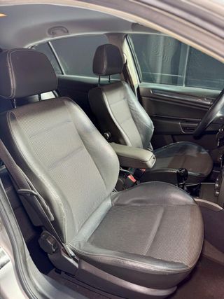 OPEL Astra 1.7 CDTi Cosmo 100 CV