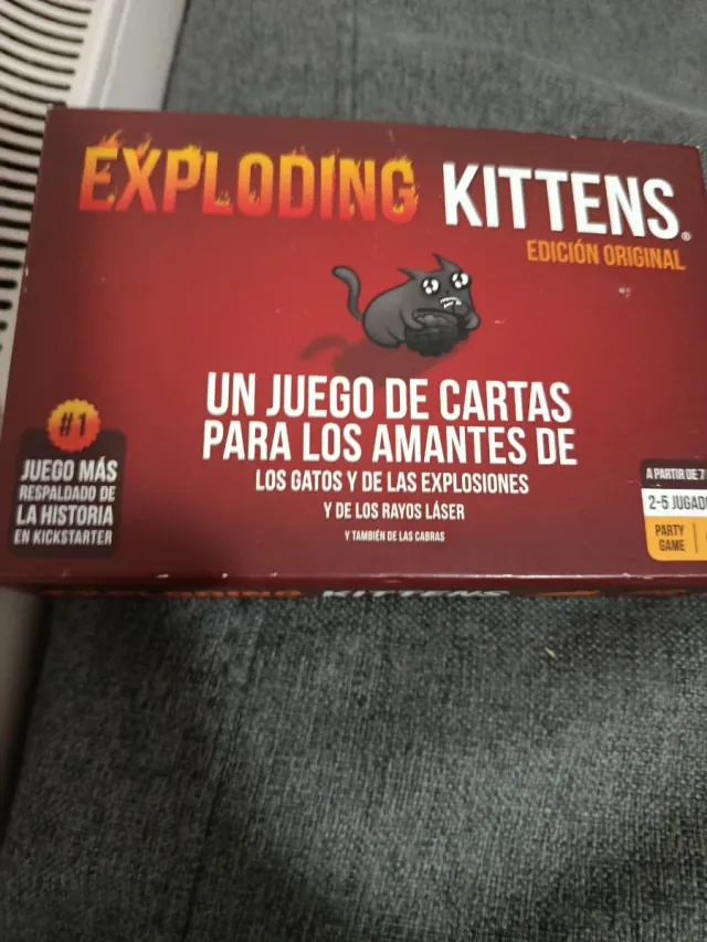 Exploding Kittens Juego de Cartas Original