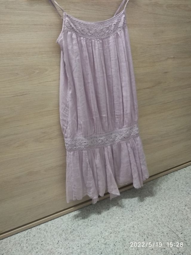 Vestido rosa con encaje