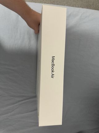 MacBook M4 Azul Medianoche 256GB 16GB RAM 13,6”