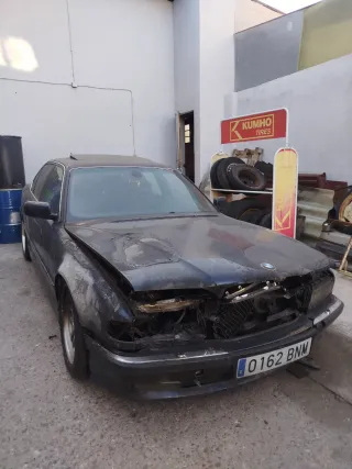 Despiece BMW 740d E38