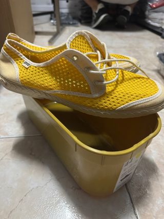 Zapatillas Maians Amarillas
