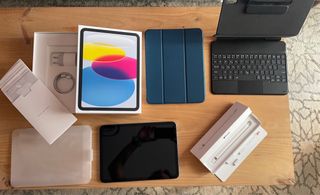 iPad blu di decima generazione + Apple Pencil