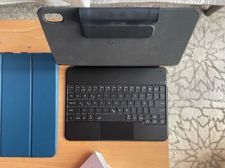 iPad blu di decima generazione + Apple Pencil