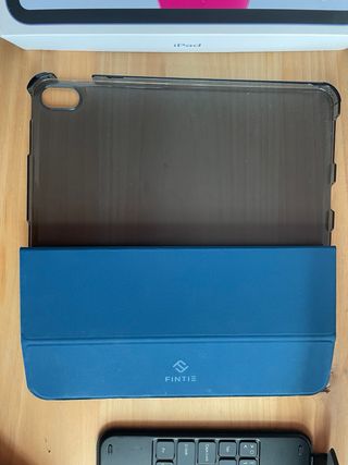 iPad blu di decima generazione + Apple Pencil