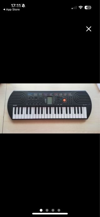 Teclado Casio SA-77 portátil
