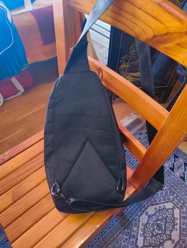 Mochila Cruzada Negra