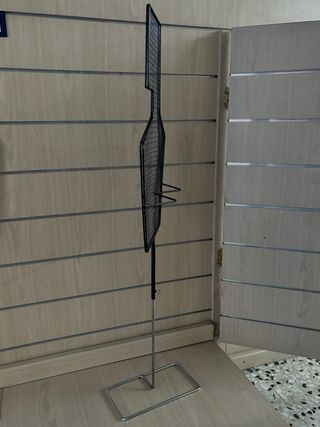 Maniquí de rejilla metálica