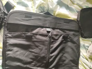 Bolso de viaje, porta traje Calvin Klein negro