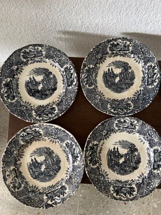 6 Platos planos de 21 cm  La Cartuja de Sevilla