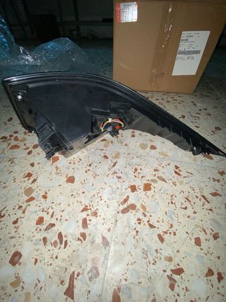 Piloto Trasero Izquierdo Land Rover Sport